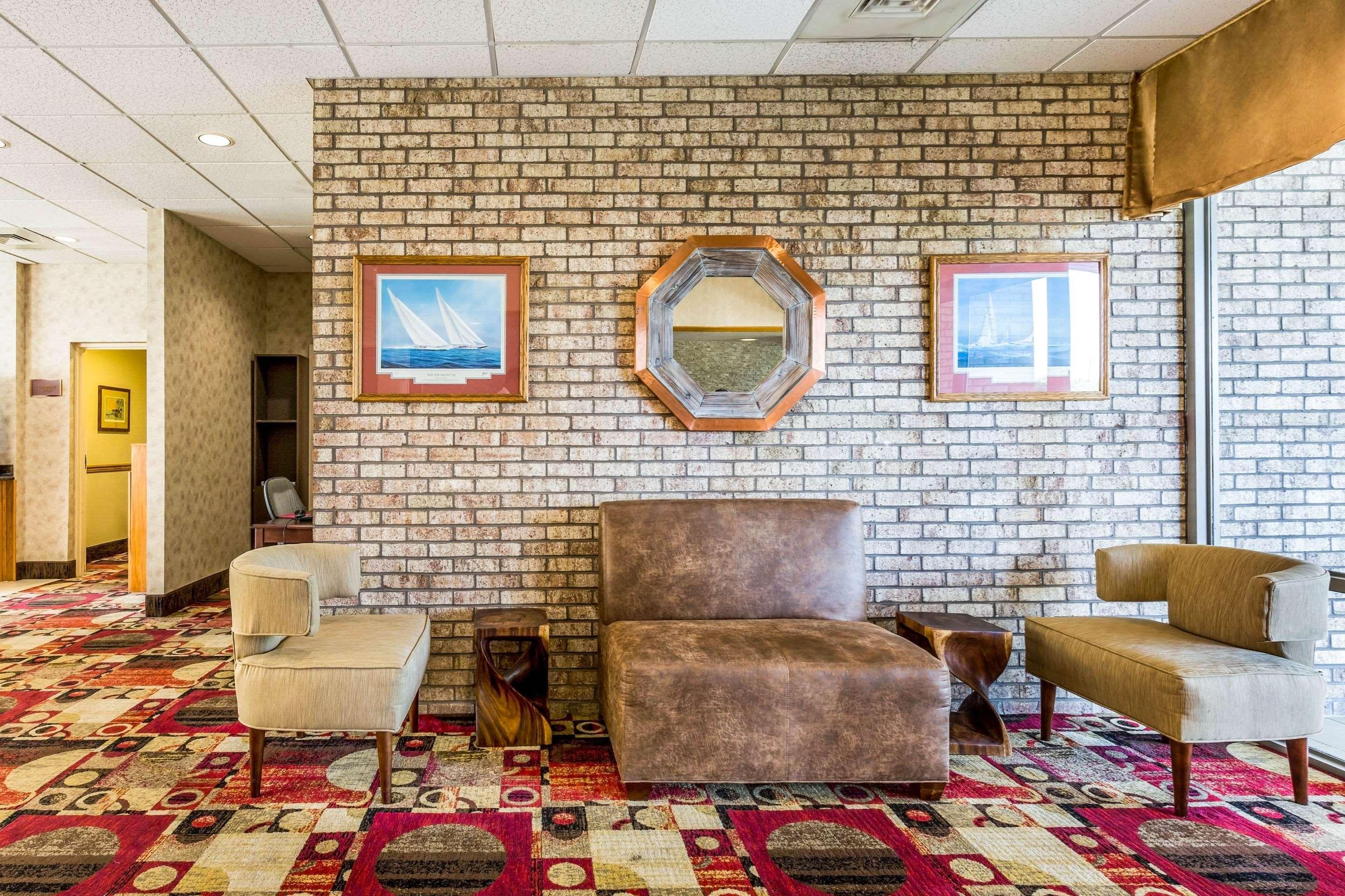Quality Inn Істон Екстер'єр фото