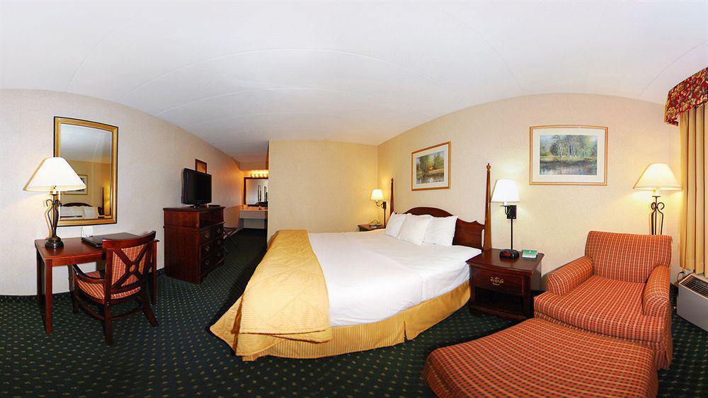 Quality Inn Істон Екстер'єр фото