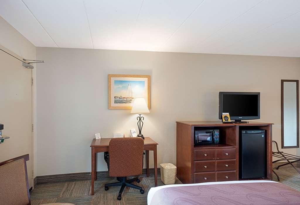 Quality Inn Істон Номер фото